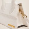 Jacquemus Le Chiquito moyen  Signature handbag.