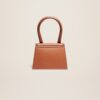 Jacquemus Le Chiquito moyen  Signature handbag.