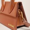 Jacquemus Le Chiquito moyen  Signature handbag.