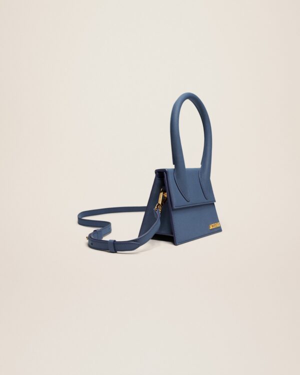 Jacquemus  Le Chiquito moyen  Signature handbag