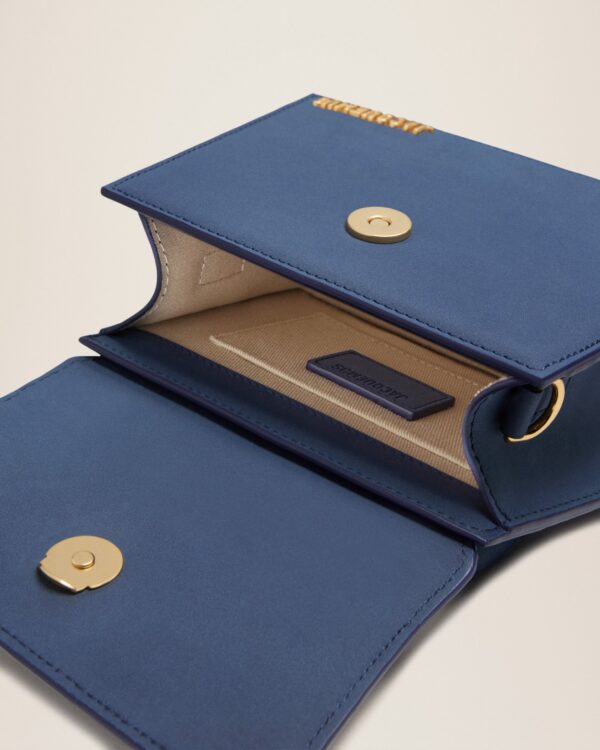 Jacquemus  Le Chiquito moyen  Signature handbag