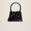 23E213BA003-3000-990_1_main.jpg Jacquemus Le grand Chiquito Large leather handbag.