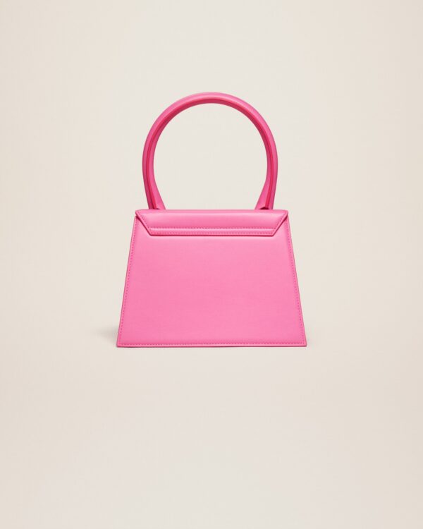 23E213BA003-3060-430_12.jpg Jacquemus Le grand Chiquito Large signature handbag.