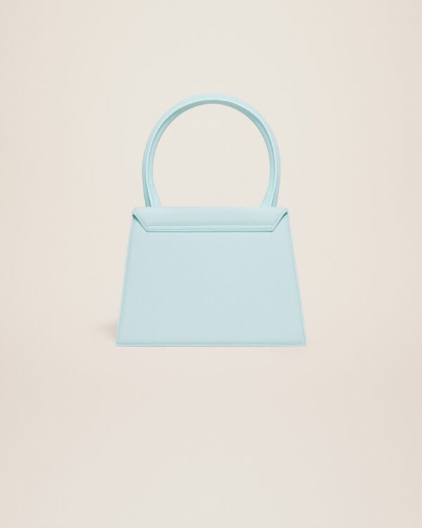 23E213BA003-3088-310_12.jpg Jacquemus Le grand Chiquito Large signature handbag.