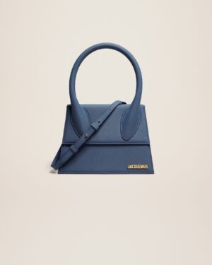 23E213BA003-3088-390_1_main.jpg Jacquemus Le grand Chiquito Large signature handbag.