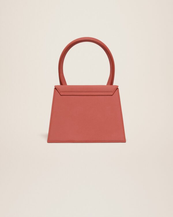 23E213BA003-3088-480_12_198815c1-b949-48d2-8625-2cbe3a6f74d8.jpg Jacquemus Le grand Chiquito Large signature handbag