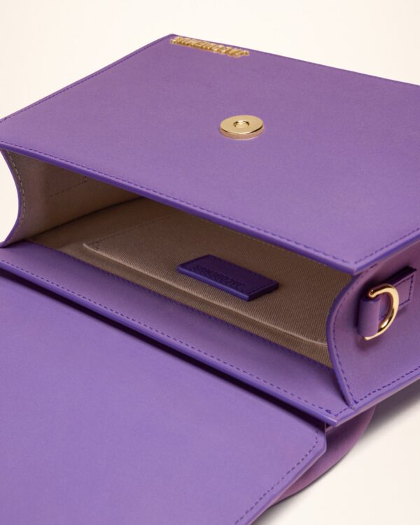 23E213BA003-3088-651_14.jpg Jacquemus Le grand Chiquito Large signature handbag.