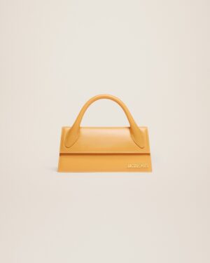 23E213BA004-3060-290_1_main.jpg Jacquemus Le Chiquito long Long leather handbag.