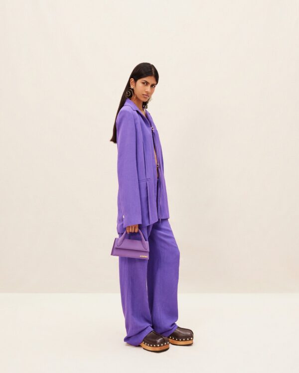 23E213BA004-3088-650_10-scaled-1.jpg Jacquemus Le Chiquito long Long signature handbag. Purple