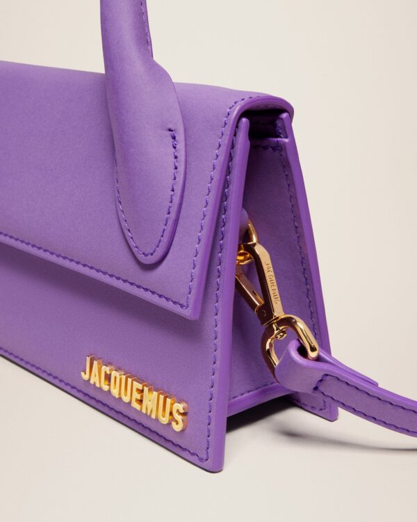 23E213BA004-3088-650_13.jpg Jacquemus Le Chiquito long Long signature handbag. Purple