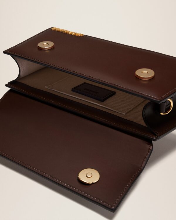 23E213BA004-3100-851_14.jpg Jacquemus Le Chiquito long Long leather handbag.