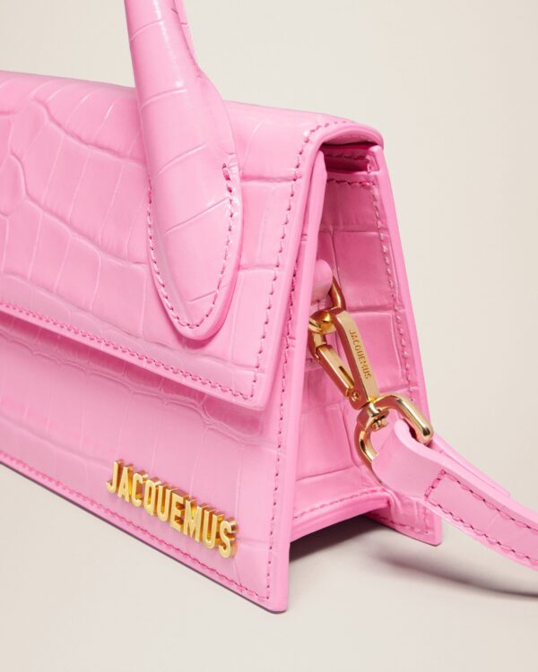 23E213BA004-3101-435_13.jpg Jacquemus Le Chiquito long Long leather handbag.