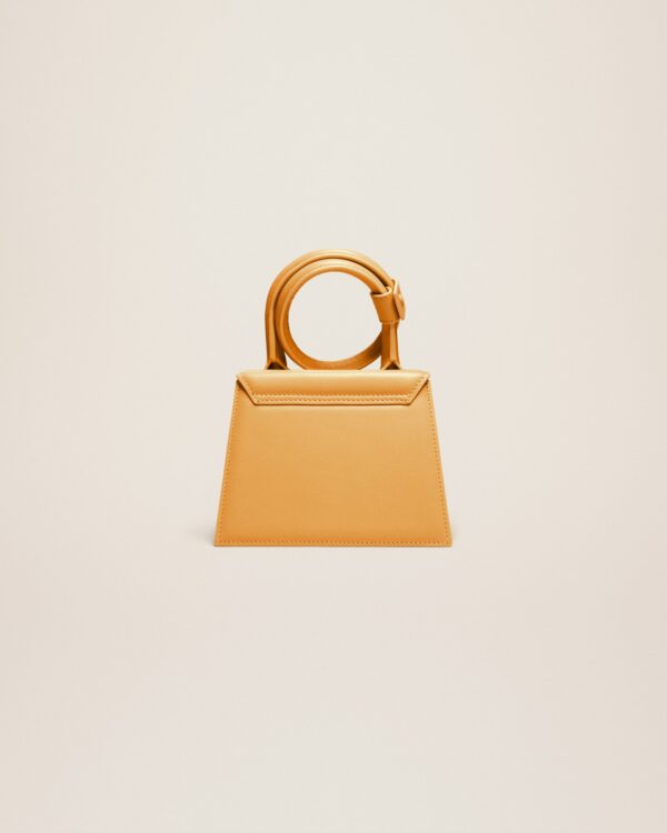 23E213BA005-3060-290_12.jpg Jacquemus Le Chiquito Noeud Coiled handbag.