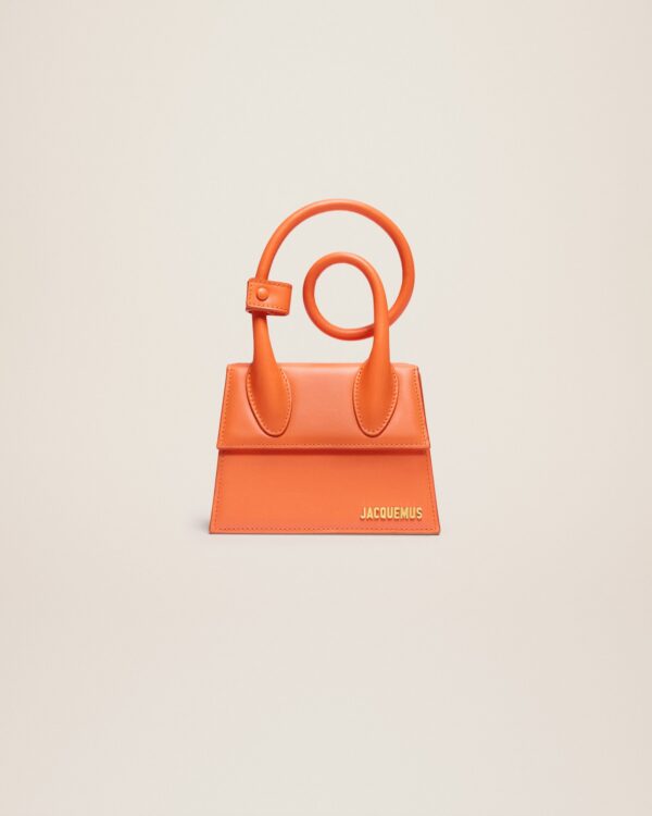 23E213BA005-3060-750_2.jpg Jacquemus Le Chiquito Noeud Coiled handbag.