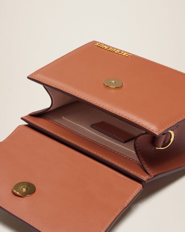 23E213BA005-3072-810_14.jpg Jacquemus Le Chiquito Noeud Coiled handbag.
