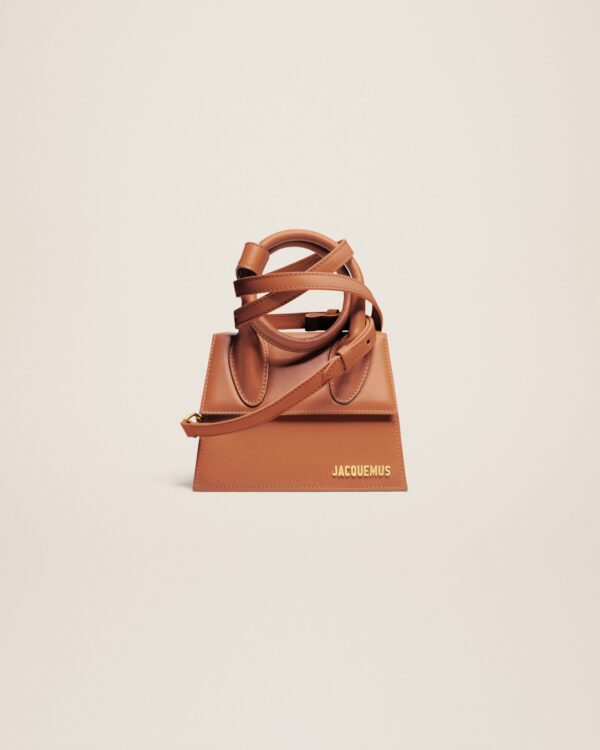 23E213BA005-3072-810_15.jpg Jacquemus Le Chiquito Noeud Coiled handbag.