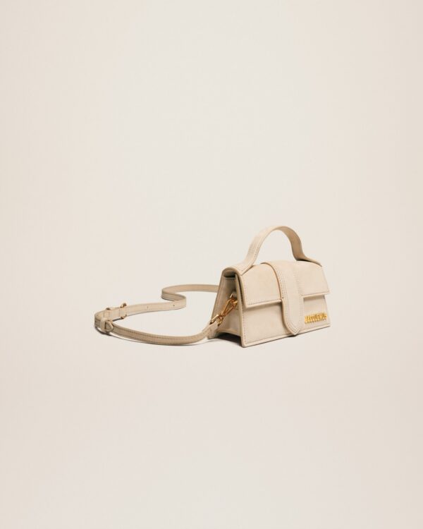 23E213BA006-3066-180_11.jpg Jacquemus Le Bambino Mini flap bag.