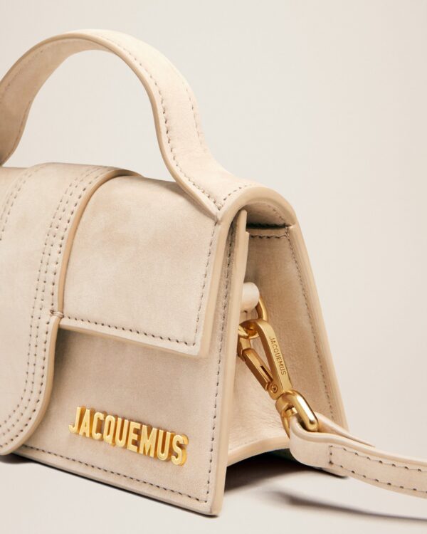 23E213BA006-3066-180_13.jpg Jacquemus Le Bambino Mini flap bag.