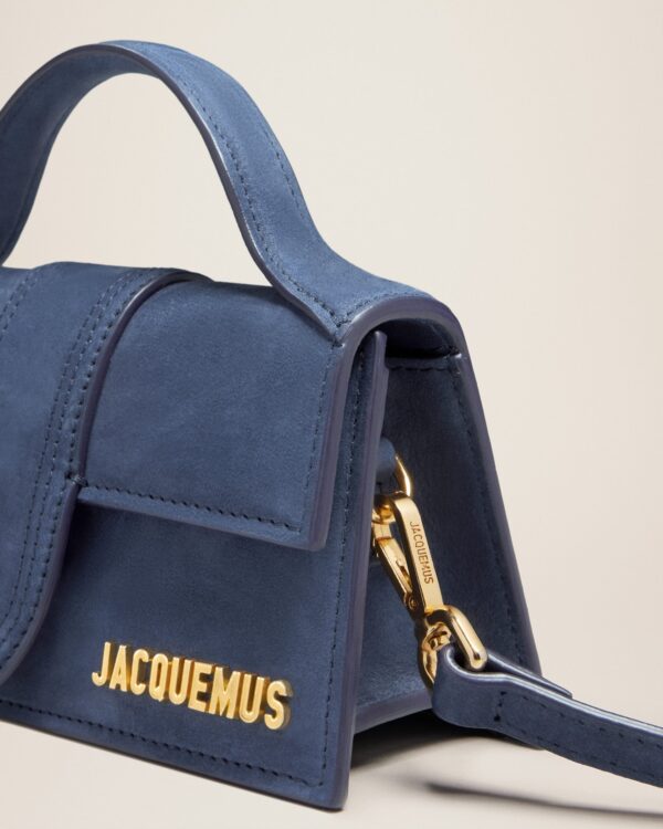 23E213BA006-3066-390_13.jpg Jacquemus Le Bambino Small flap bag.