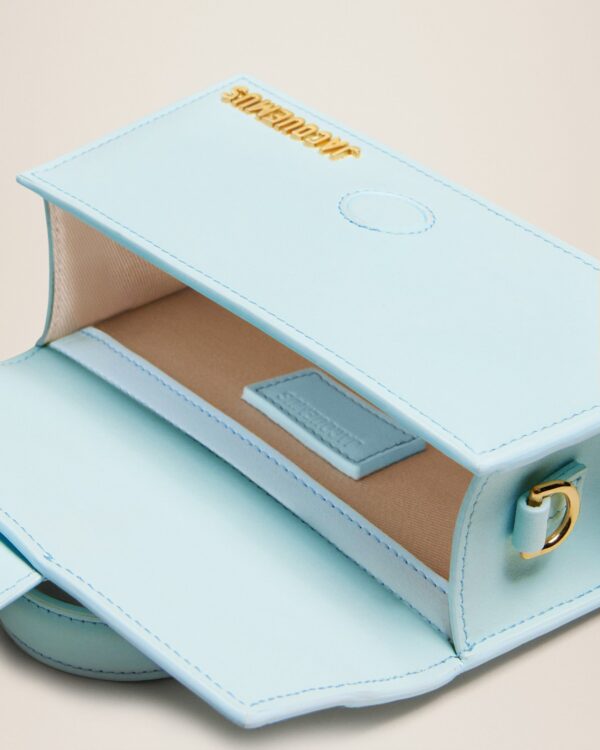 23E213BA006-3088-310_14.jpg Jacquemus Le Bambino Small flap bag.