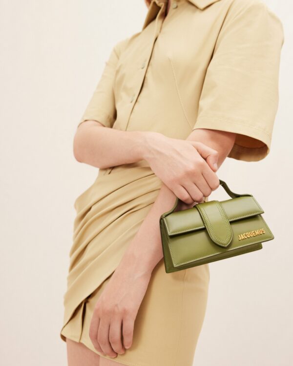 23E213BA006-3100-560_10-scaled-1.jpg Jacquemus Le Bambino Small flap bag.