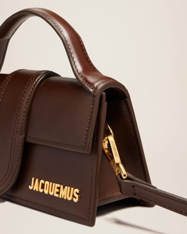 23E213BA006-3100-851_13.jpg Jacquemus Le Bambino Small flap bag