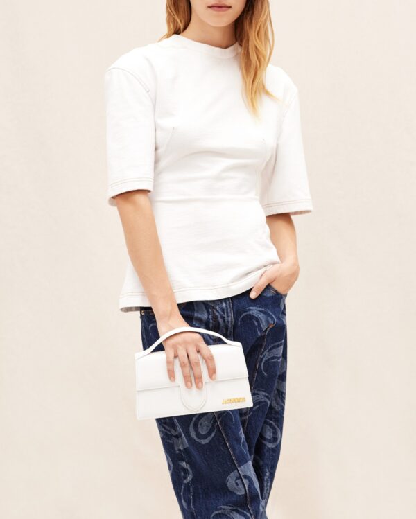 Jacquemus Le grand Bambino  Handbag with adjustable crossbody strap.