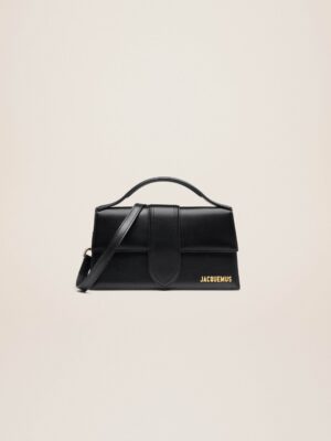 23E213BA007-3000-990_1_main-scaled-1.jpg Jacquemus Le grand Bambino Handbag with adjustable crossbody strap.