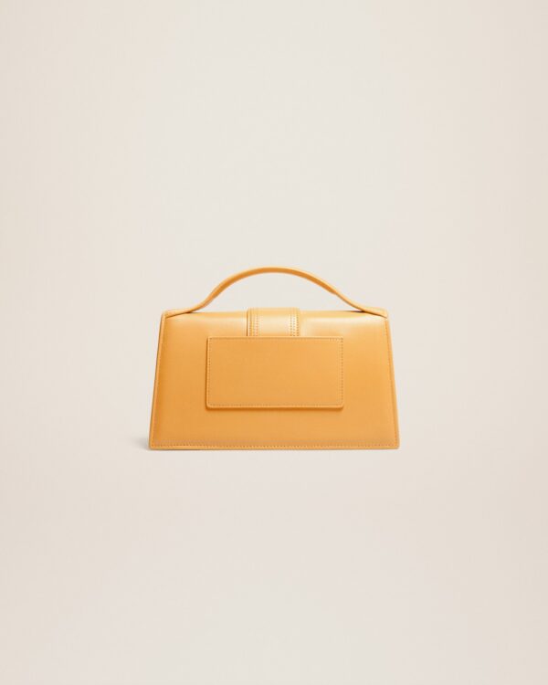 23E213BA007-3060-290_12.jpg Jacquemus Le grand Bambino Crossbody flap bag.