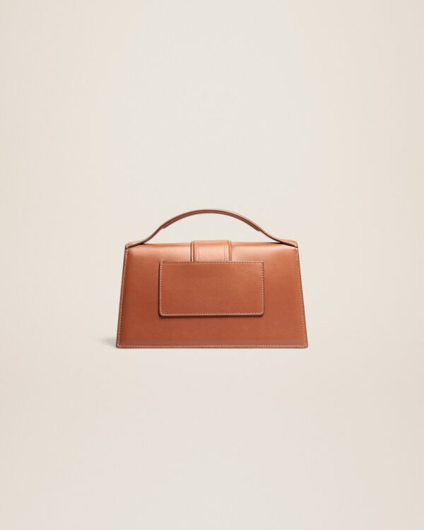 23E213BA007-3072-811_12.jpg Jacquemus Le grand Bambino Crossbody flap bag.