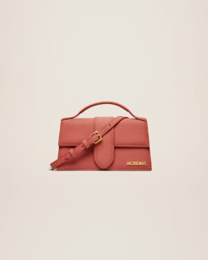 23E213BA007-3088-480_1_main.jpg Jacquemus Le grand Bambino Crossbody flap bag.
