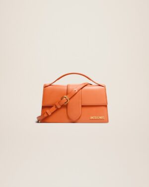 23E213BA007-3100-752_1_main.jpg Jacquemus Le grand Bambino Crossbody flap bag.