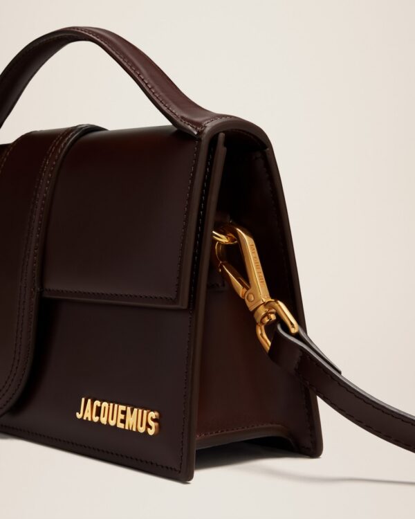 23E213BA007-3100-851_13.jpg Jacquemus Le grand Bambino Crossbody flap bag.