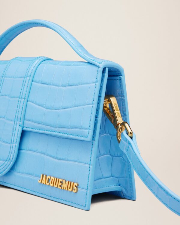 23E213BA007-3101-336_13.jpg Jacquemus Le grand Bambino Crossbody flap bag.