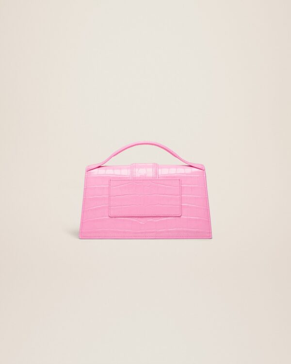 23E213BA007-3101-435_12.jpg Jacquemus Le grand Bambino Crossbody flap bag.
