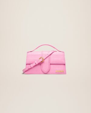 23E213BA007-3101-435_1_main.jpg Jacquemus Le grand Bambino Crossbody flap bag.