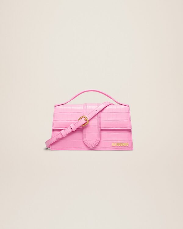23E213BA007-3101-435_1_main.jpg Jacquemus Le grand Bambino Crossbody flap bag.