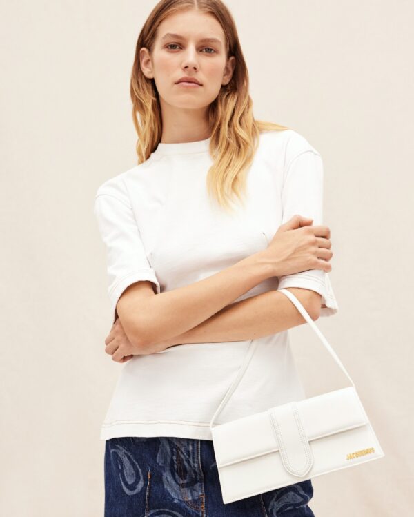 23E221BA013-3060-100_10-scaled-1.jpg Jacquemus Le Bambino long Long flap bag.