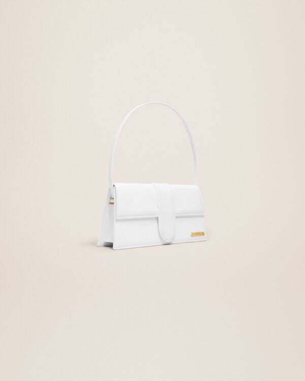 23E221BA013-3060-100_11.jpg Jacquemus Le Bambino long Long flap bag.