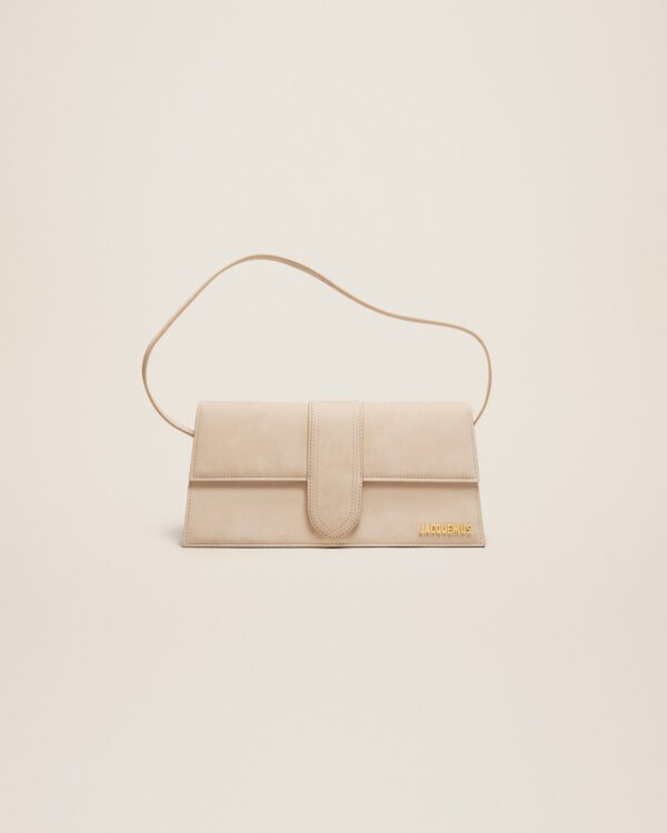 23E221BA013-3066-181_1_main.jpg Jacquemus Le Bambino long Long flap bag.