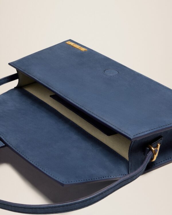Jacquemus Le Bambino long  Long flap bag.