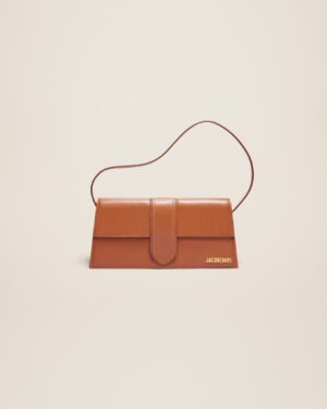 23E221BA013-3072-810_1_main.jpg Jacquemus Le Bambino long Long flap bag.