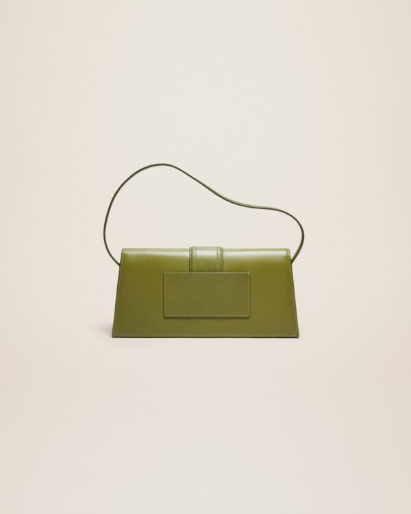 23E221BA013-3100-560_12.jpg Jacquemus Le Bambino long Long flap bag.