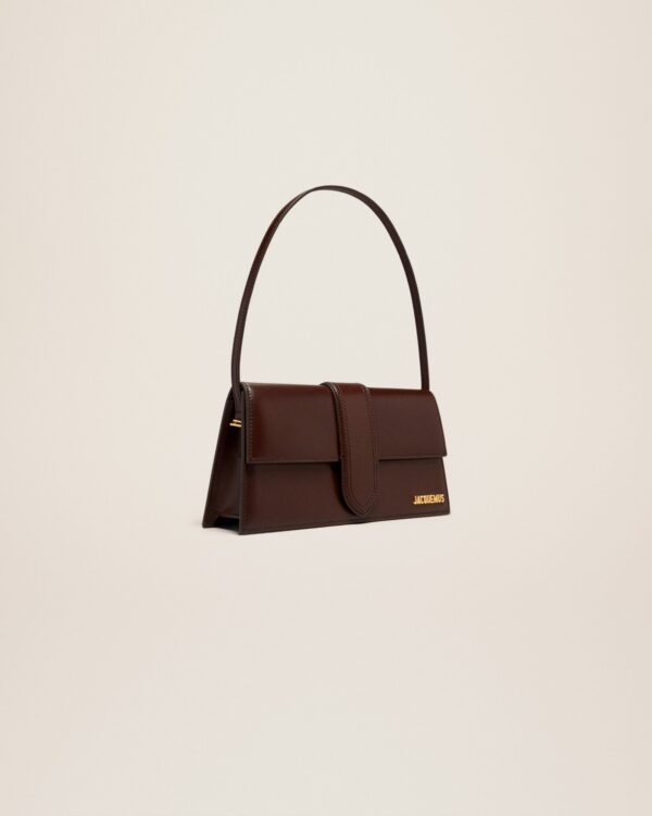 23E221BA013-3100-851_11.jpg Jacquemus Le Bambino long Long flap bag.