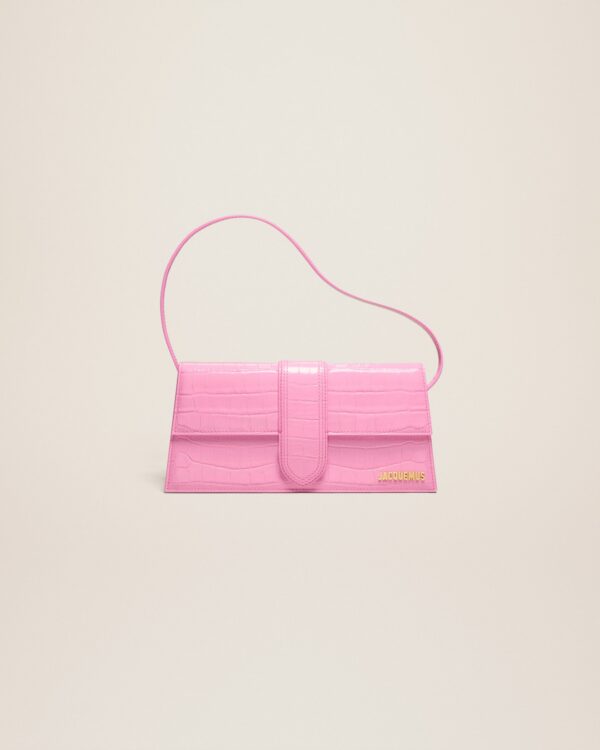 23E221BA013-3101-435_1_main.jpg Jacquemus Le Bambino long Long flap bag.