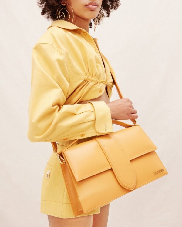 23E221BA014-3060-290_10-scaled-1.jpg Jacquemus Le Bambinou Flap bag.