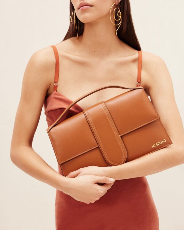 23E221BA014-3072-810_10-scaled-1.jpg Jacquemus Le Bambinou Flap bag.