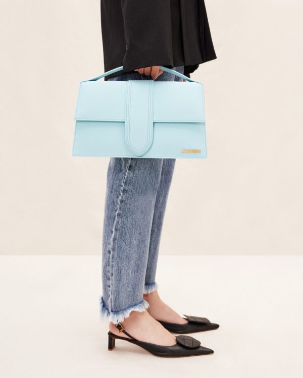 23E221BA014-3088-310_10-scaled-1.jpg Jacquemus Le Bambinou Flap bag.