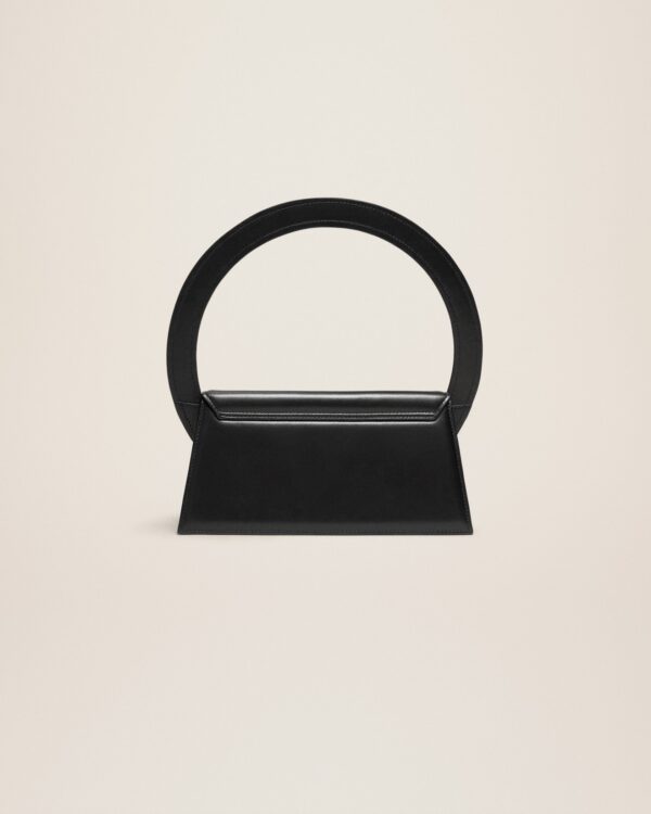 23E221BA015-3060-990_12.jpg Jacquemus Le sac Rond Circle purse.