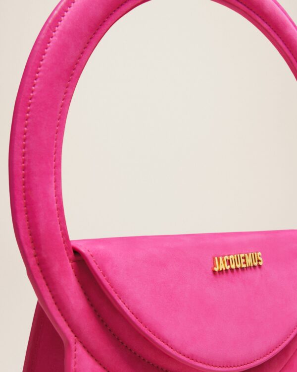 Jacquemus Le sac Rond  Circle purse.